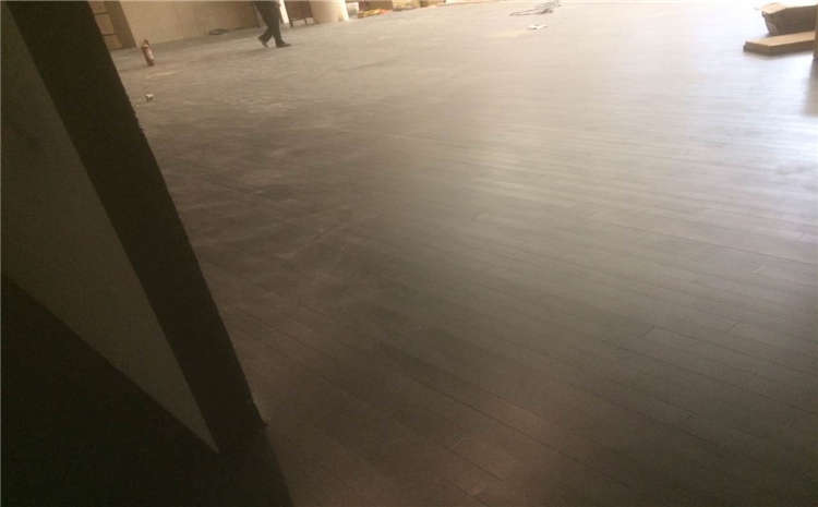 河南室內(nèi)運(yùn)動(dòng)木地板施工團(tuán)隊(duì)