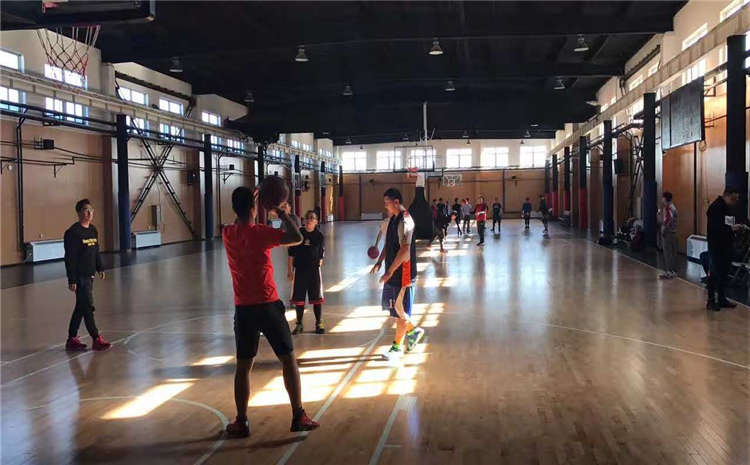 河南室內(nèi)運(yùn)動(dòng)木地板施工團(tuán)隊(duì)