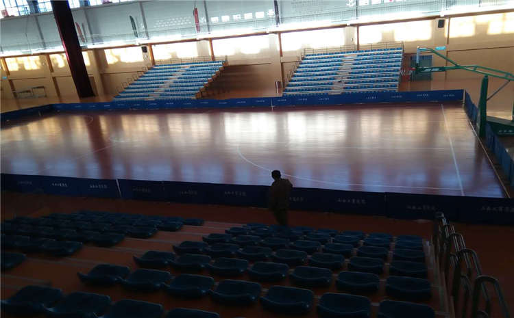 俄勒岡松木地板籃球館價格是多少錢？