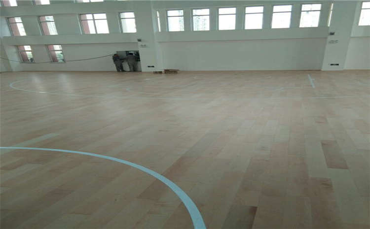 上海室內(nèi)運(yùn)動木地板工廠價格