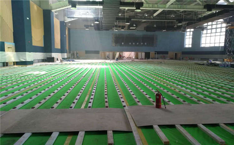 體育木地板如何穩(wěn)定?