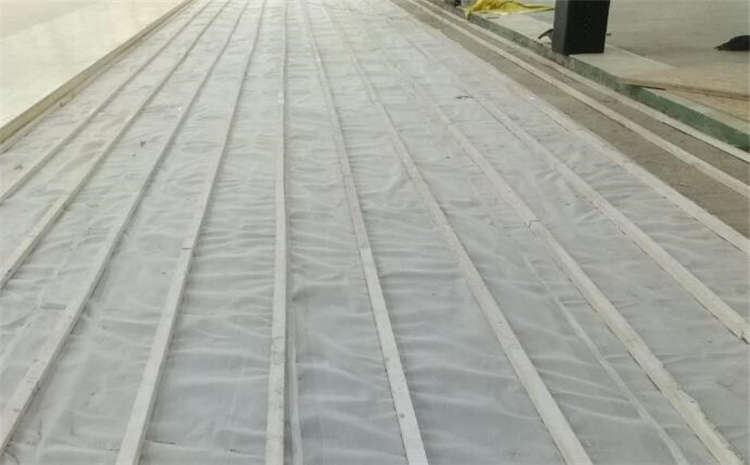 俄勒岡松羽毛球館木地板價(jià)格是多少錢？