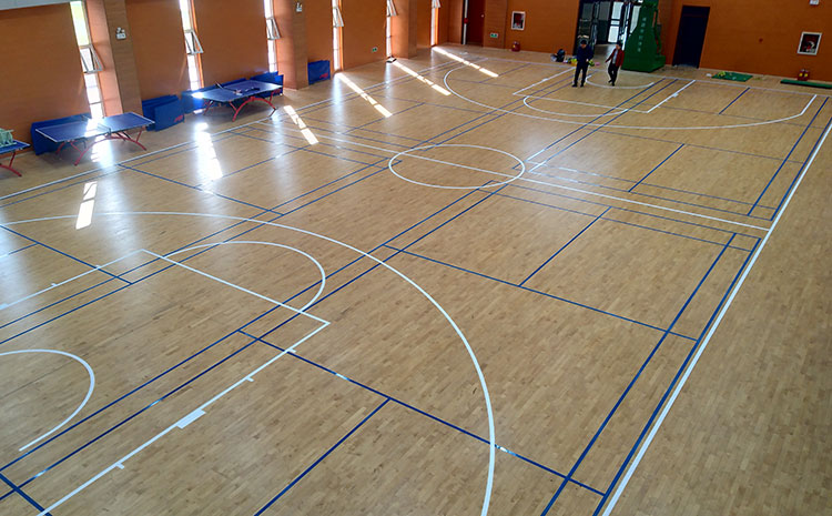 松木舞臺(tái)實(shí)木地板多少錢一平米?