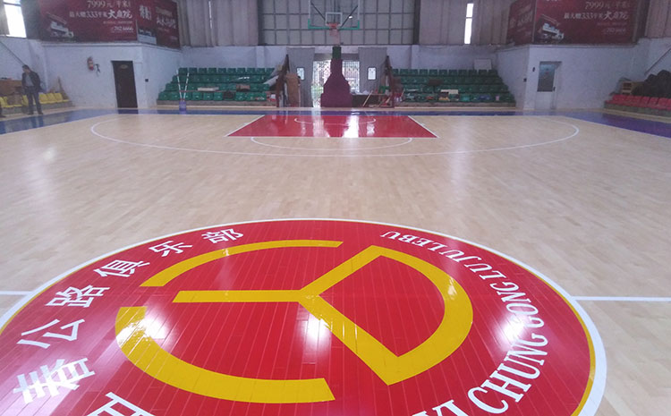 20厚乒乓球館木地板造價(jià)