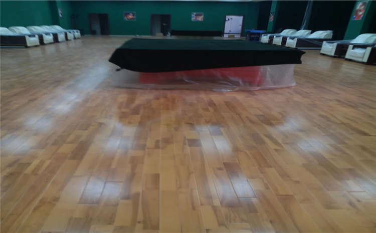 私人籃球地板什么品牌好